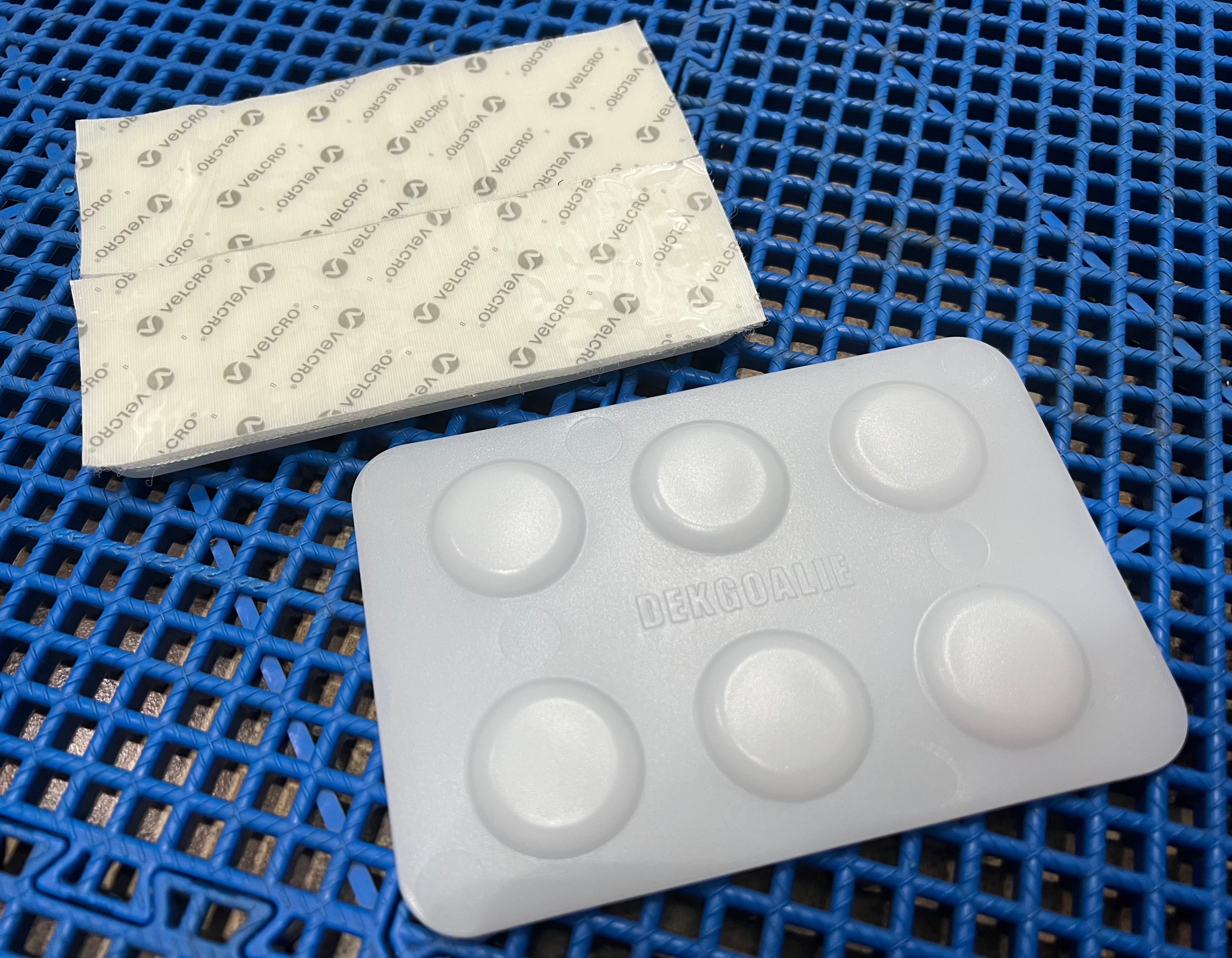 DekGoalie PRO Sliders - KNEE replacements