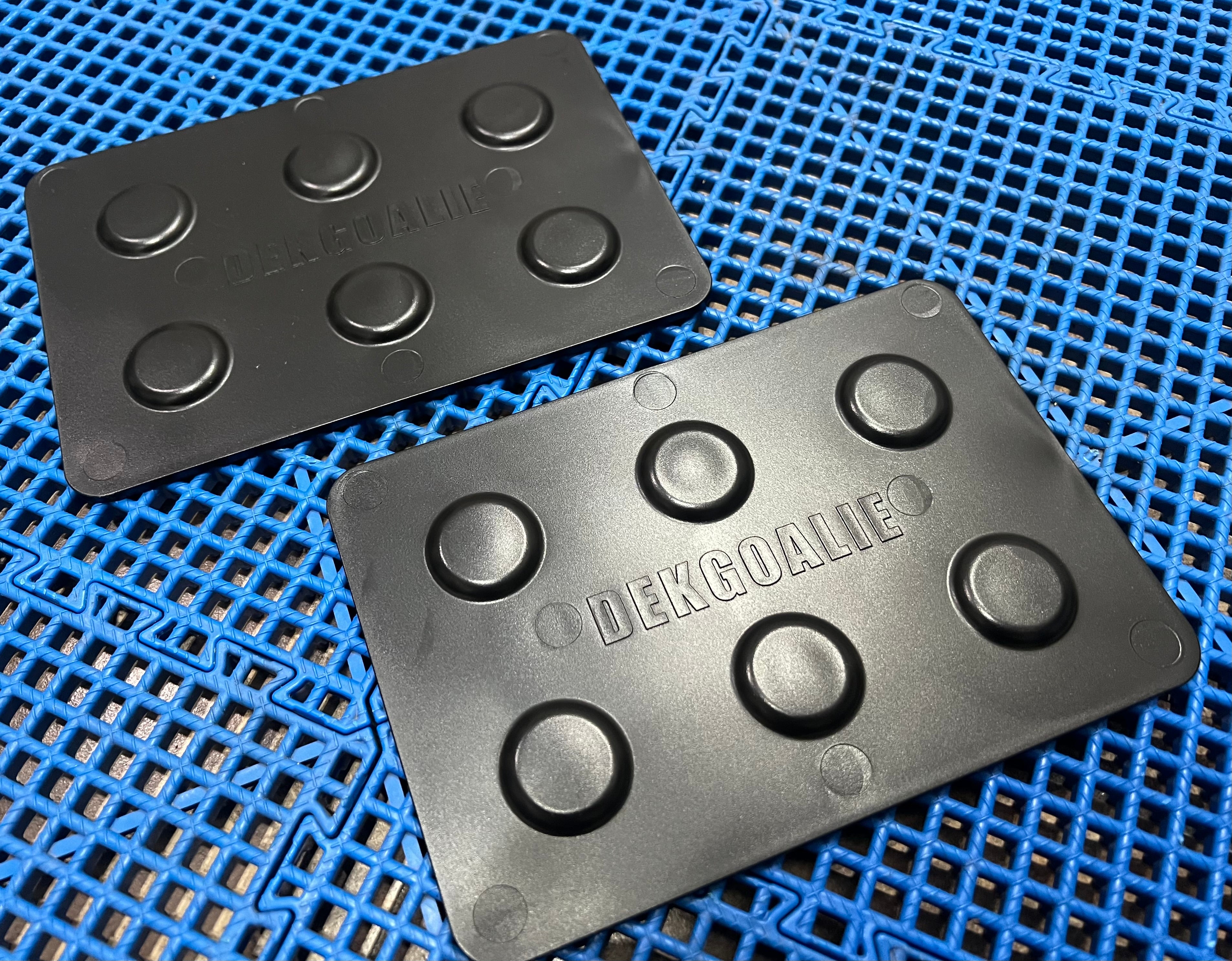 DekGoalie PRO Sliders - KNEE replacements