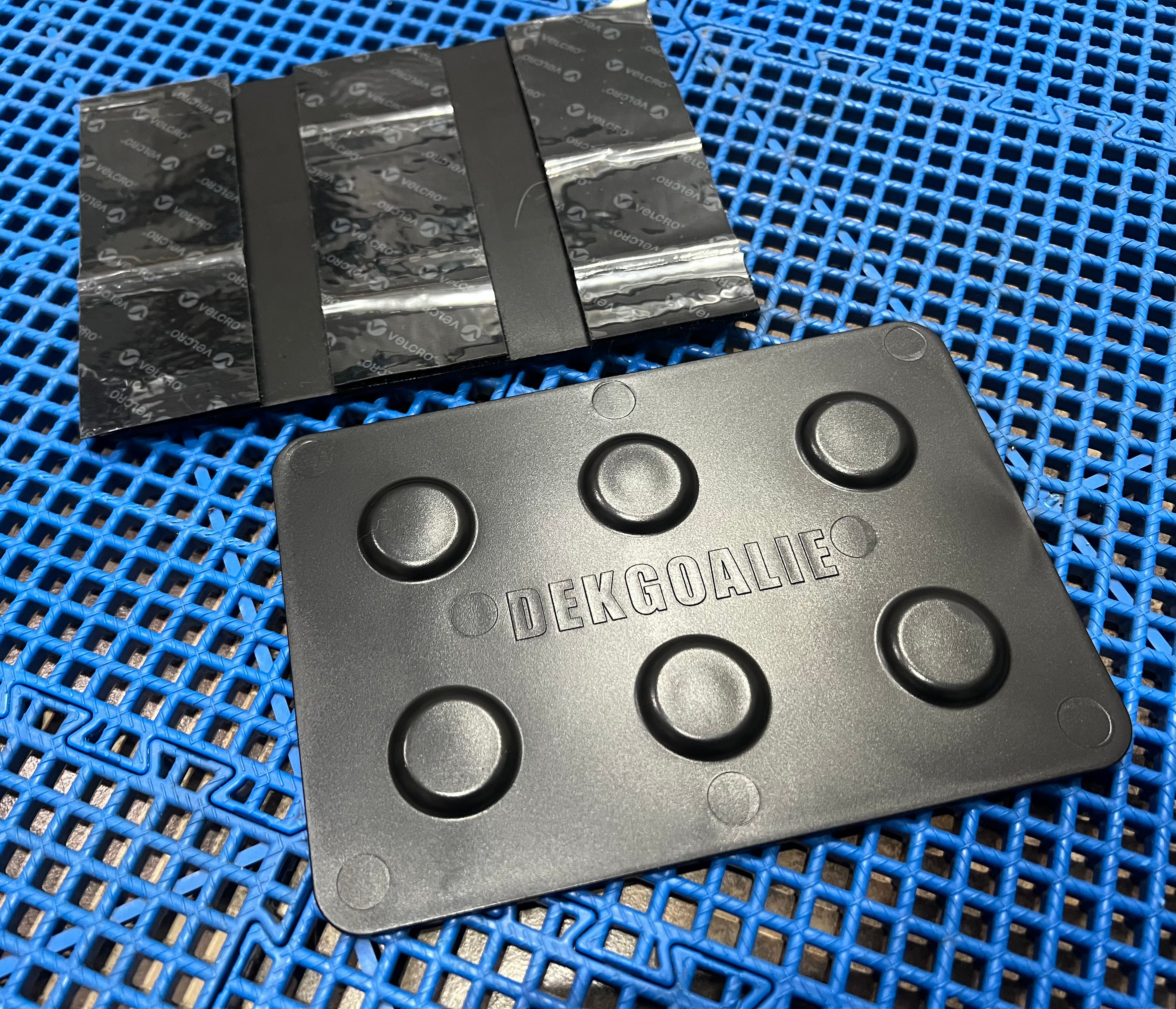 DekGoalie PRO Sliders - KNEE replacements